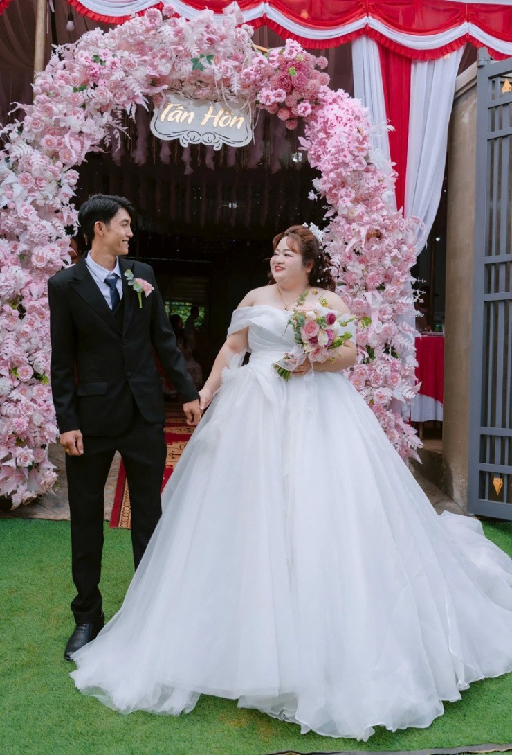 Cặp đôi có chuyện tình xúc động, vượt lên rào cản&nbsp;