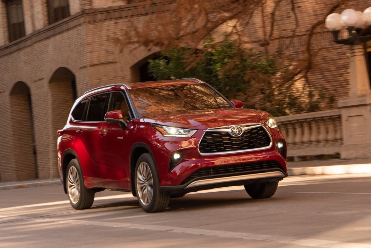 Mẫu Toyota Highlander 2020. Ảnh: Theo Car and Drive
