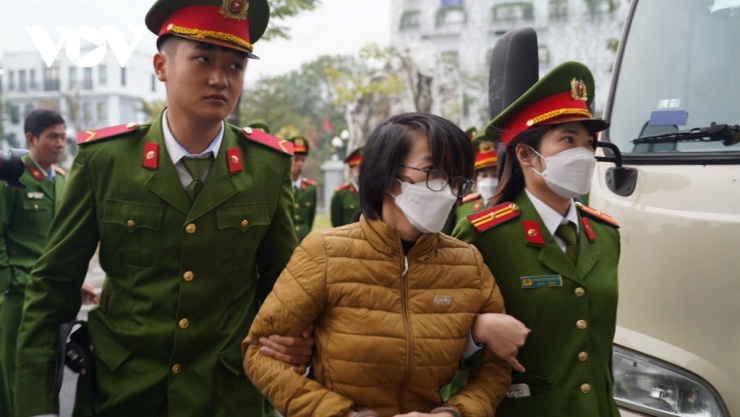 Vụ án liên quan đến các loại sữa giả gây xôn xao dư luận như:&nbsp;HIUP GOLD, thực phẩm bổ sung HIUP, dinh dưỡng HIUP 27 hương vani...&nbsp;&nbsp;