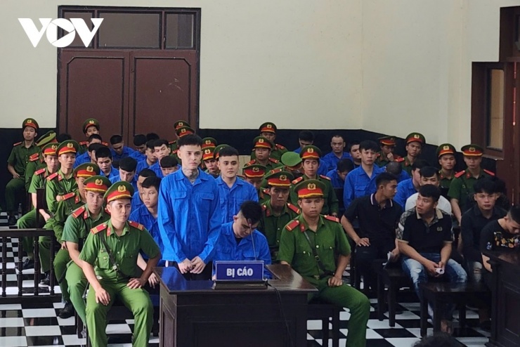 Các bị cáo tại phiên tòa.