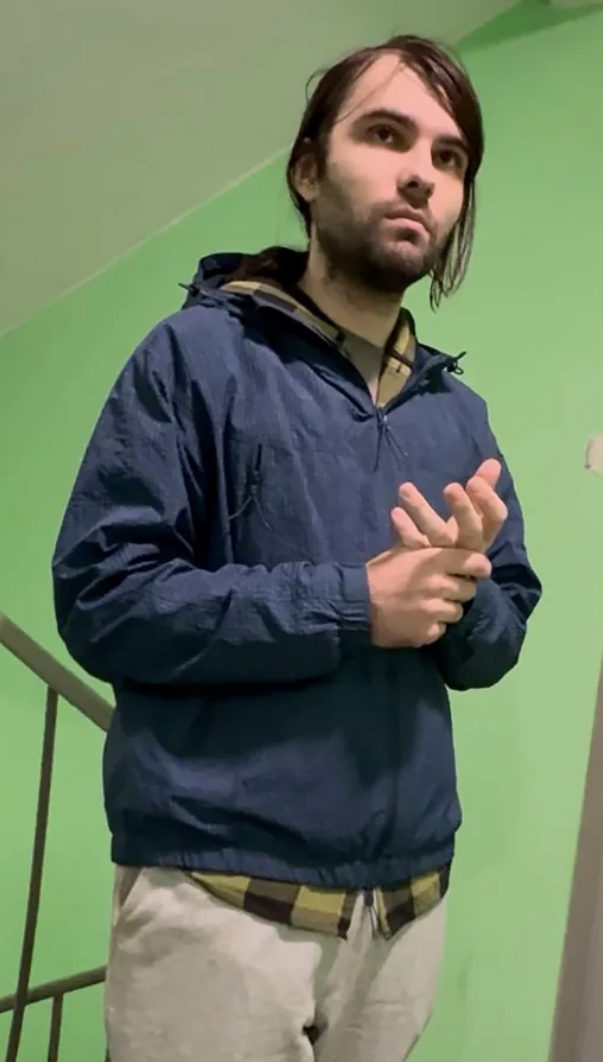 Boris hiện tại chật vật với nhiều công việc để kiếm sống. Ảnh: The Sun