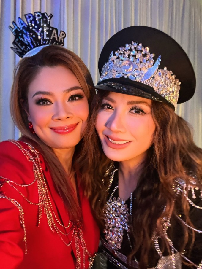 Ảnh sao 5/1: Tiên Nguyễn khoe sắc bên mẹ và em dâu tương lai - 10