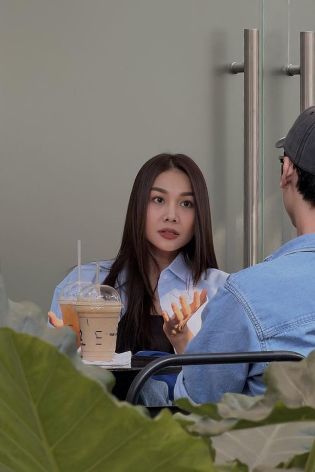 Ảnh sao 5/1: Tiên Nguyễn khoe sắc bên mẹ và em dâu tương lai - 6