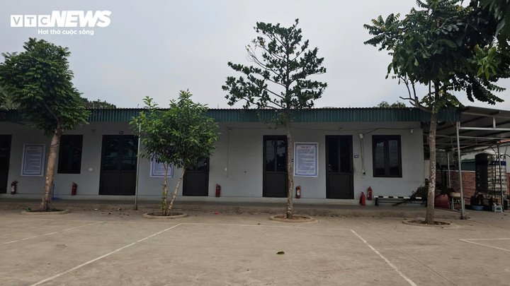 Trung tâm gồm dãy nhà cấp 4 được chia thành nhiều phòng khác nhau. Sau vụ việc nam học viên tử vong, nơi này đã đóng cửa, dừng hoạt động.