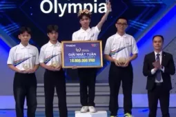 Nam sinh Hà Nội giải mã từ khóa thần tốc, giành vòng nguyệt quế Tuần Olympia 26