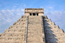 Tia vũ trụ có thể “mở khóa” bí mật kim tự tháp Maya?