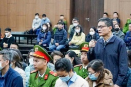 Cựu Cục trưởng Nguyễn Thanh Phong khai nhận 43 tỉ đồng, nhưng "không quan tâm tới tiền"