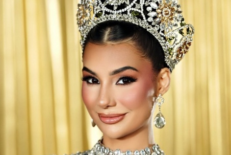 Cô gái 20 tuổi đăng quang Hoa hậu Trái Đất Mỹ