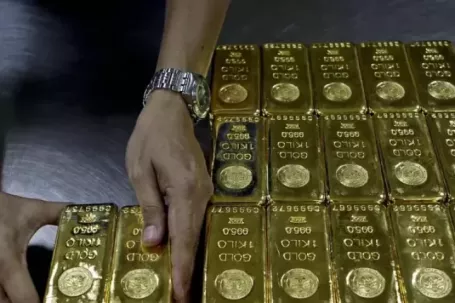 Chuyên gia, nhà đầu tư dự báo ra sao về giá vàng năm 2026?