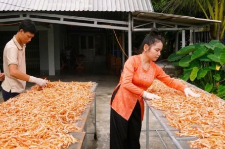 Đặc sản hình móng chim, giá tiền triệu ở Cà Mau được săn đón dịp Tết