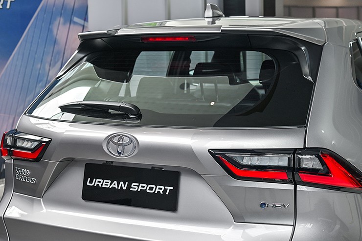 Ra mắt Toyota Yaris Cross 2026, giá từ 677 triệu đồng - 9