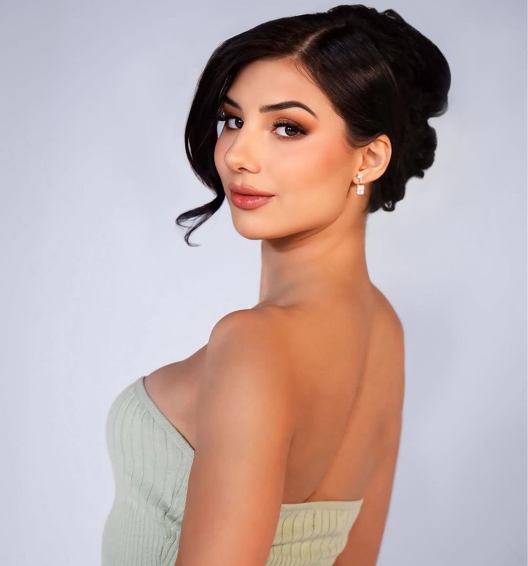 Mỹ từng đăng quang Hoa hậu Trái Đất vào năm 2020 với thành tích của người đẹp Lindsey Coffey. Cuộc thi được tổ chức dưới hình thức online do dịch COVID-19.