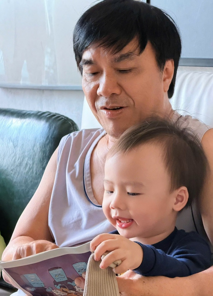 Ảnh sao 6/1: Huy Khánh khoe con trai 19 tuổi cao lớn, chững chạc - 5