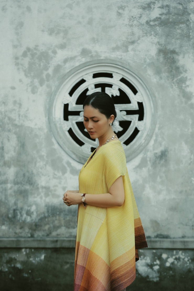 Đỗ Hải Yến khoe nhan sắc quý phái ở di tích cố đô Hoa Lư – Ninh Bình - 8