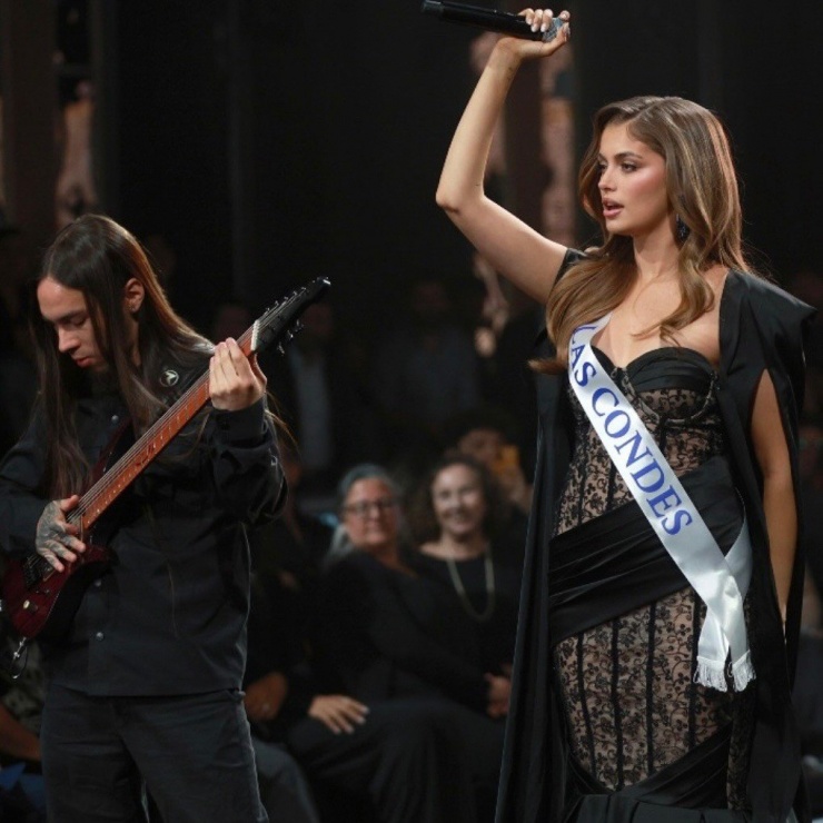 Trong đêm bán kết, Ignacia Fernández đã gây sốc với khán giả theo dõi khi thể hiện một ca khúc nhạc rock do cô tự sáng tác. Dòng nhạc mà người đẹp theo đuổi là rock metal, một thể loại khó và kén người nghe. Màn biểu diễn của cô trở nên viral trên mạng xã hội, thu hút sự chú ý của cộng đồng fan sắc đẹp quốc tế.