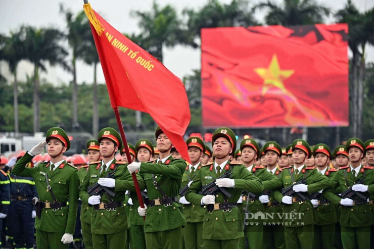 Ngắm nhìn dàn xe đặc chủng hiện đại tham gia sơ duyệt Lễ xuất quân bảo vệ Đại hội Đảng - 9