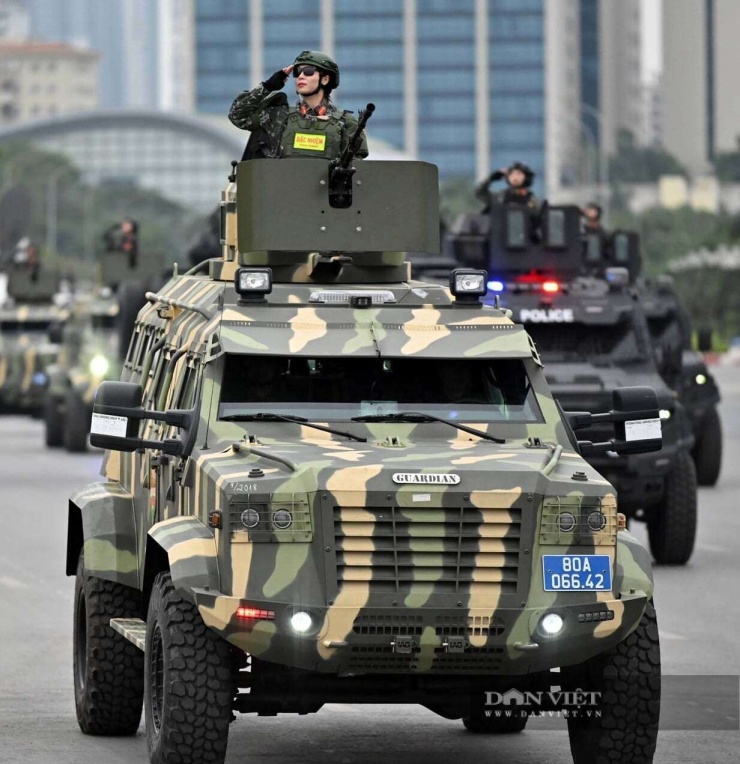 Ngắm nhìn dàn xe đặc chủng hiện đại tham gia sơ duyệt Lễ xuất quân bảo vệ Đại hội Đảng - 13