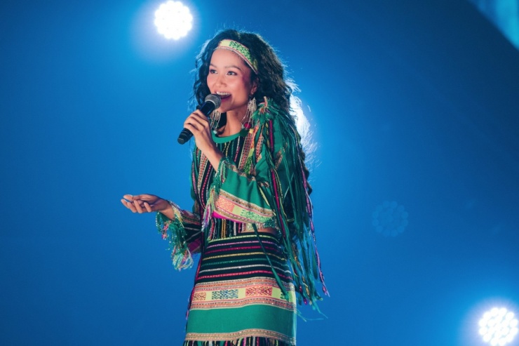 H'Hen Niê kỷ niệm 8 năm đăng quang Hoa hậu Hoàn vũ Việt Nam - 4