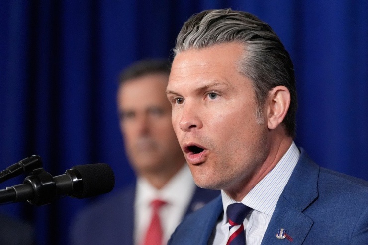 Bộ trưởng Chiến tranh Mỹ Pete Hegseth. (Ảnh: AP)