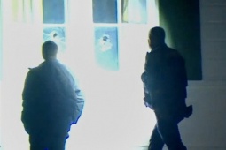 Kẻ gian dùng búa phá xe Mật vụ, đột nhập Nhà Phó tổng thống Mỹ trong đêm