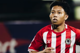 Đấm đối phương chấn động não, cầu thủ thoát án tù