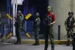 Venezuela truy tìm những người hỗ trợ chiến dịch quân sự của Mỹ