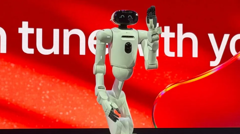 Robot LG CLOiD có thể kết nối với các thiết bị thông minh khác.