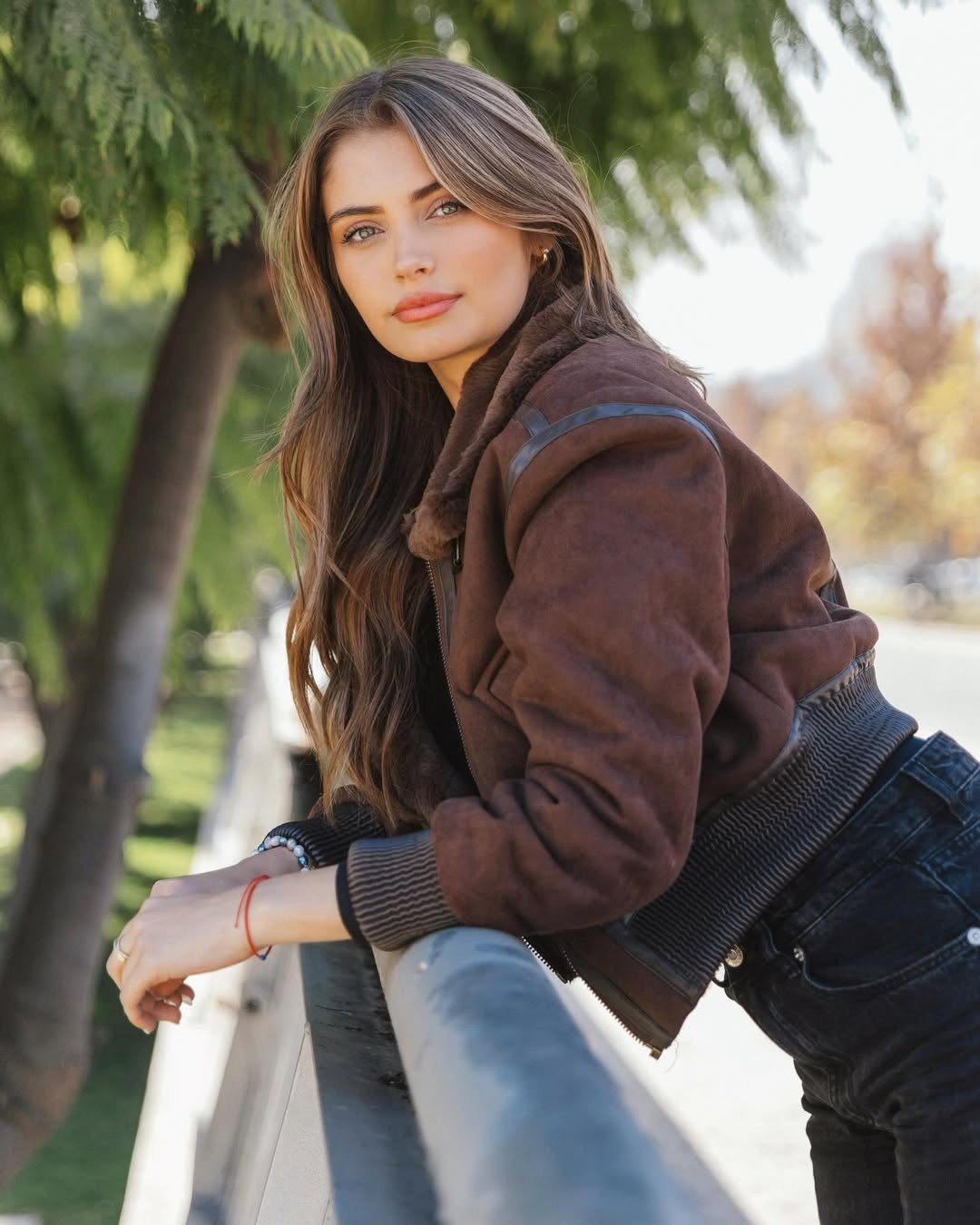 Nữ ca sĩ nhạc rock đăng quang hoa hậu - 13