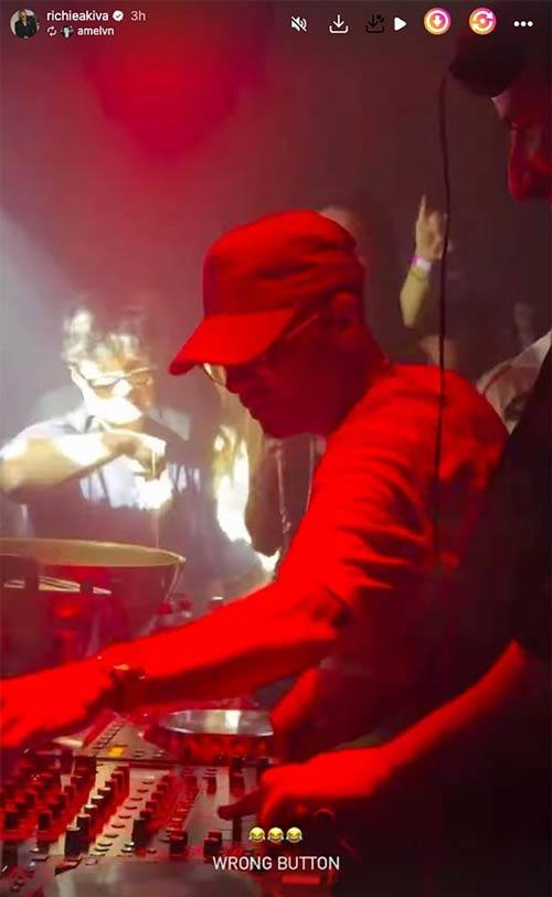 Jeff Ross, Claudine DeNiro và Richie Akiva (từ trái qua phải) tự tìm niềm vui trong lúc bị mắc kẹt.