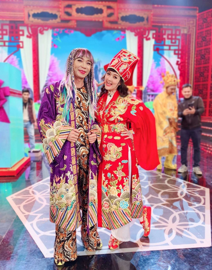 Vân Dung có cả thanh xuân đồng hành với Táo Quân. Ảnh: VTV