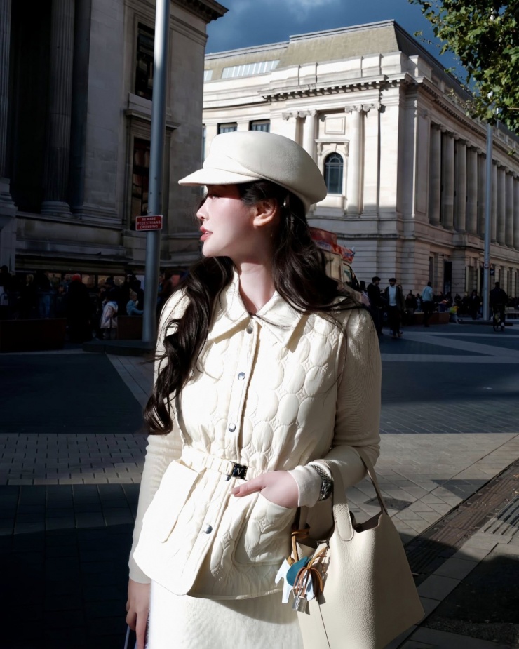 Mốt áo phao phong cách 'tiểu thư tài phiệt' - 6