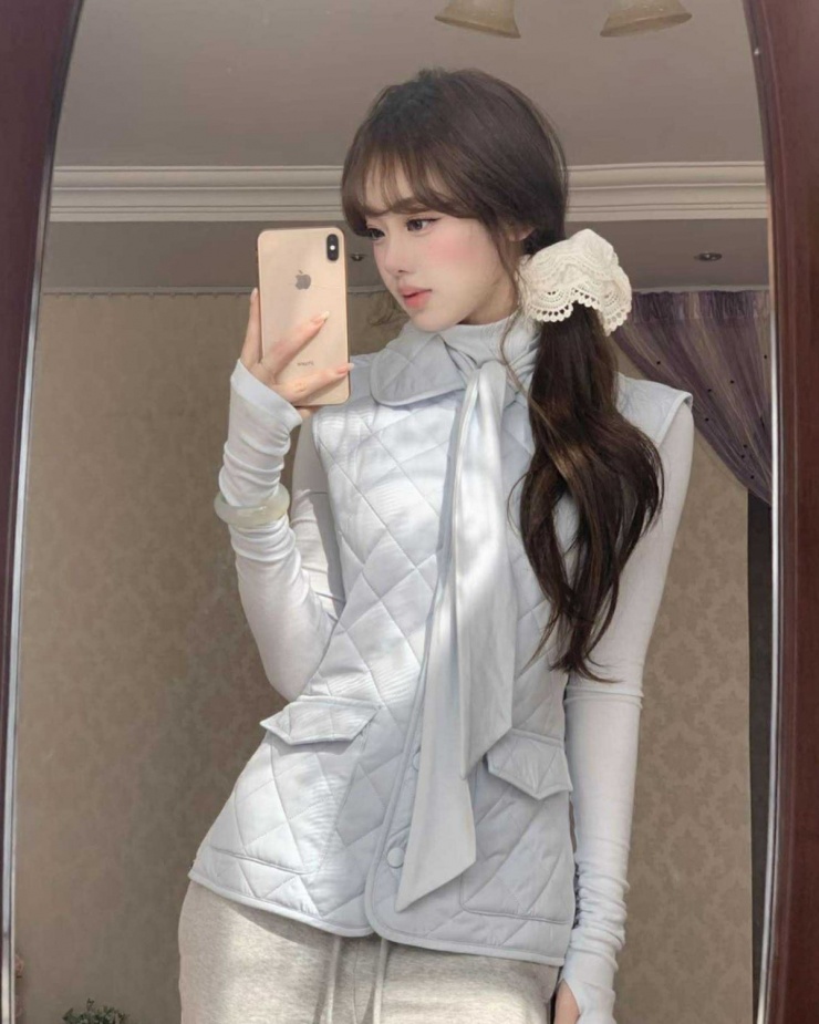 Mốt áo phao phong cách 'tiểu thư tài phiệt' - 5