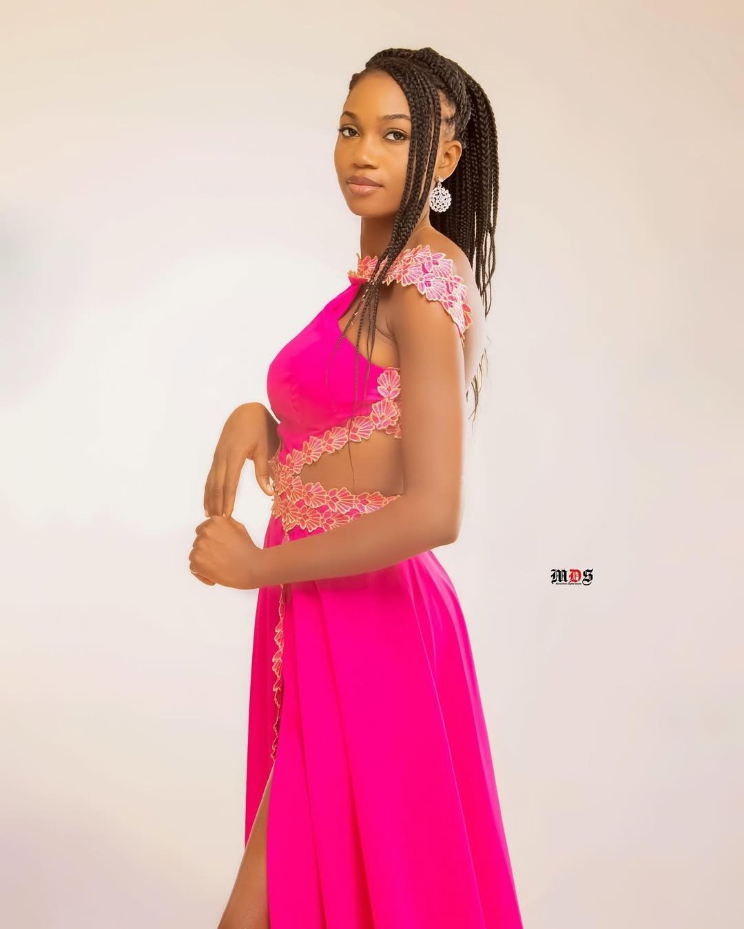 7 thí sinh đầu tiên của Hoa hậu Hoàn vũ 2026 - 22