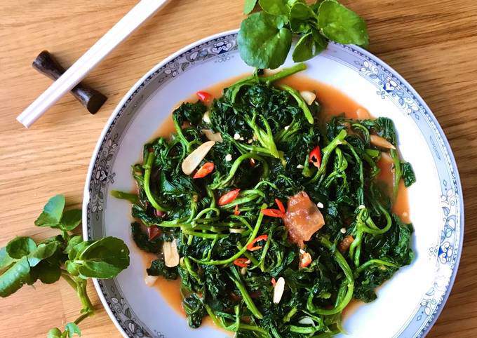 Loại rau chỉ 10 nghìn đồng/bó ở chợ Việt, được thế giới tôn vinh, có khả năng hỗ trợ phòng ung thư, chế biến thành nhiều món ngon - 7