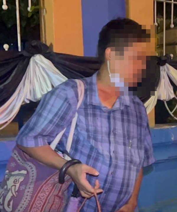 Thầy bói mà Pim gặp. Ảnh: Facebook.