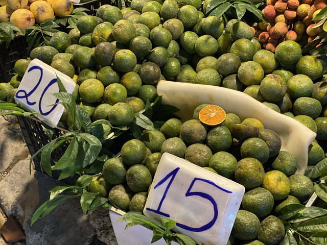 Tùy vào chất lượng của cam sành sẽ có giá bán khác nhau.