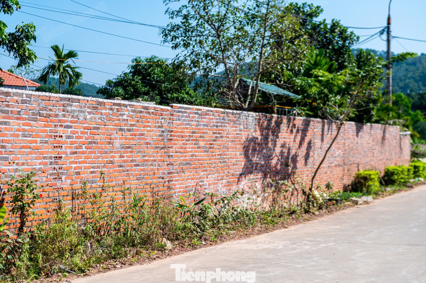 'Đột nhập' Trung tâm công tác xã hội có học viên tử vong: Ngổn ngang gậy và thuốc sát trùng vết thương - 3