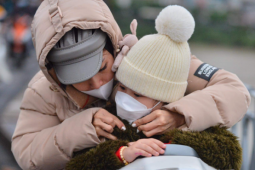 Rét bao nhiêu độ C, học sinh các cấp được nghỉ học?