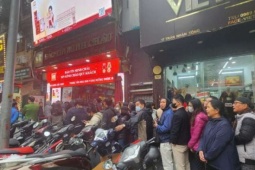 Giá vàng hôm nay mới nhất (7/1) tăng lên 159 triệu/lượng: Nhà vàng "bất ngờ" bán không giới hạn, 12 ngày sau nhận hàng