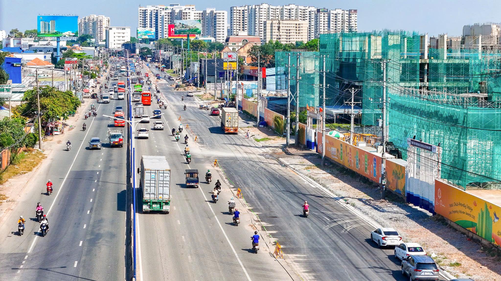 Sau 6 tháng ra mắt thị trường, công trường La Pura mặt tiền Quốc lộ 13 hiện tại có gì? - 4