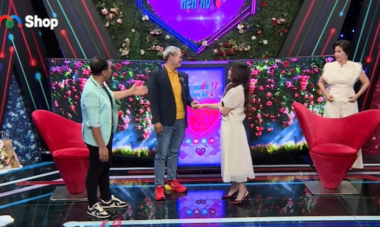 Cặp đôi có màn giao lưu vui vẻ, ăn ý. Ảnh cắt từ clip&nbsp;