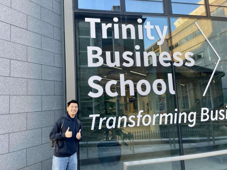 Tường Minh đang theo học chương trình Thạc sĩ Phân tích dữ liệu kinh doanh tại Trinity College Dublin. Ảnh: NVCC