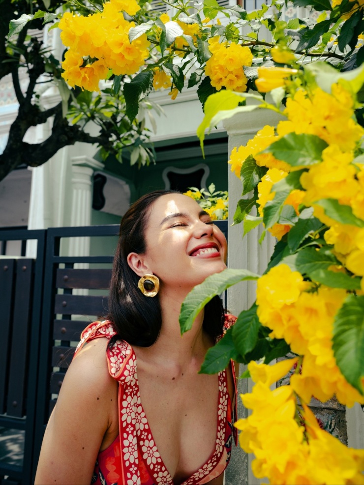 Về đời tư, sau khi chia tay diễn viên Sam Milby đầu năm 2025, người đẹp kín tiếng về chuyện tình cảm. Cô thường chia sẻ hình ảnh bên người thân, thú cưng trên Instagram có gần 14 triệu người theo dõi.