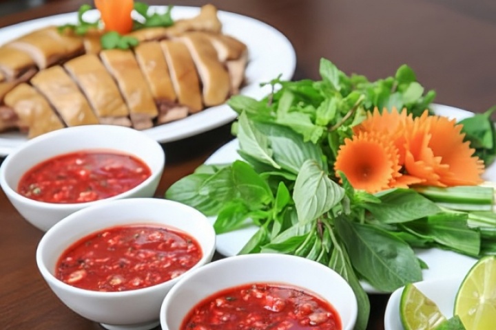 Món ngon gây tranh cãi từng lọt top thế giới: Những ai tuyệt đối không nên ăn để tránh rủi ro sức khỏe?