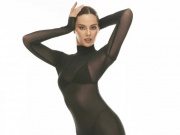 Sắc vóc 'mỹ nhân đẹp vượt thời gian' Catriona Gray