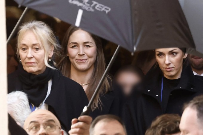 Chồng con tiễn đưa minh tinh Brigitte Bardot về nơi an nghỉ - 7