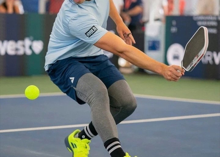 Pickleball giúp dân văn phòng giảm stress và khỏe tim mạch.