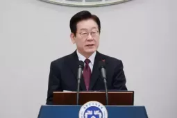 Tổng thống Hàn Quốc dùng chim cánh cụt để kêu gọi Chủ tịch Triều Tiên gặp mặt