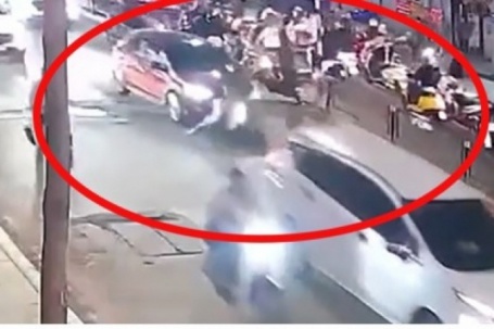 “Ô tô điên” tông xe máy trên đường Nguyễn Lương Bằng, một người tử vong tại chỗ