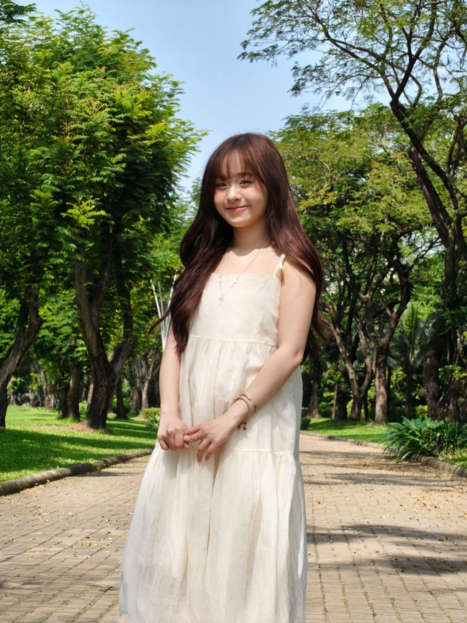 Đánh giá OPPO Reno15 Series thiết kế Mưa Sao Băng dẫn lối cho trải nghiệm nhiếp ảnh AI thông minh - 9